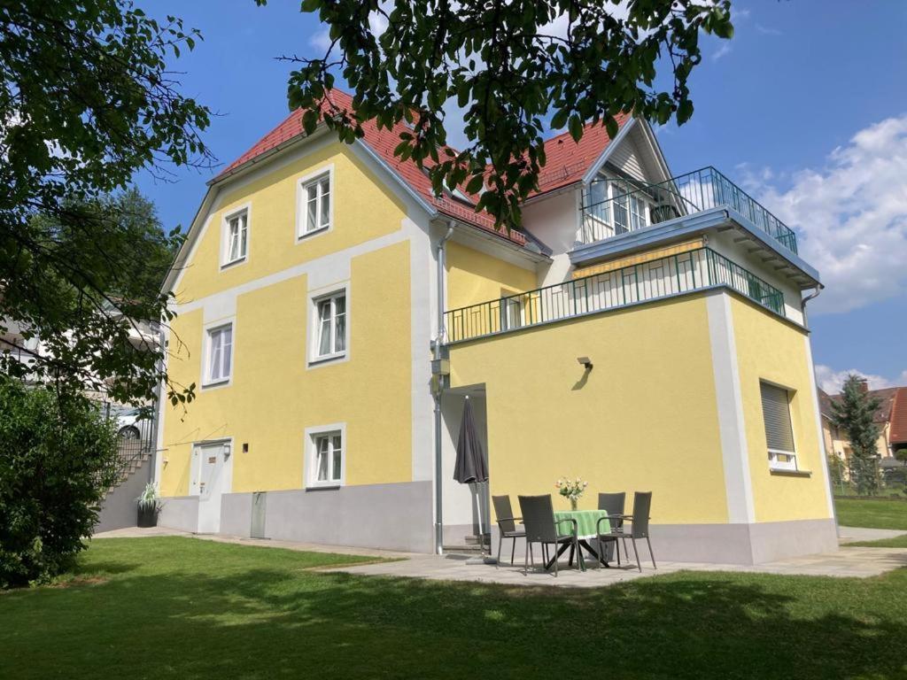 Gaestehaus Landgraf Uebelbach Bagian luar foto
