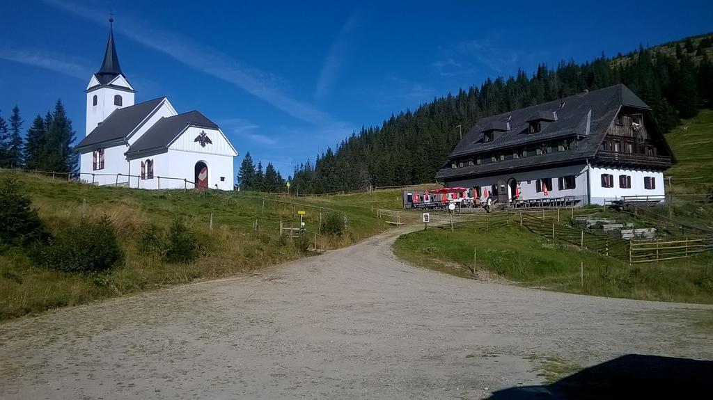 Gaestehaus Landgraf Uebelbach Bagian luar foto