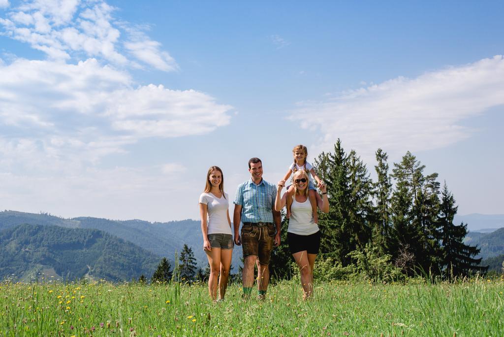 Gaestehaus Landgraf Uebelbach Bagian luar foto