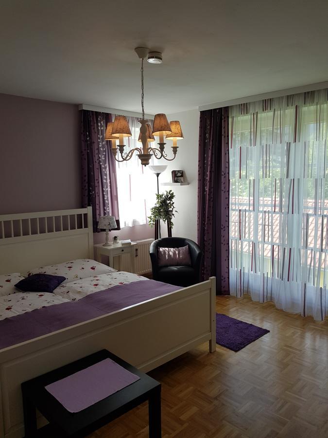 Gaestehaus Landgraf Uebelbach Bagian luar foto